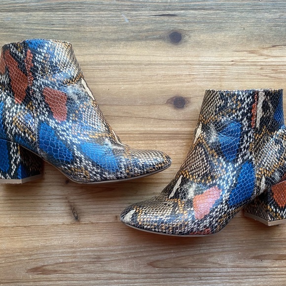 Pointy Toe Chunky Block Heel Ankle Booties Faux Snakeskin 5.5 - Picture 7 of 8